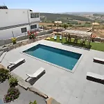 Peace House Villa *