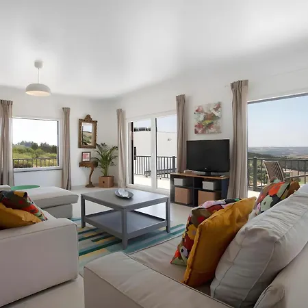 Peace House فيلة لورينها