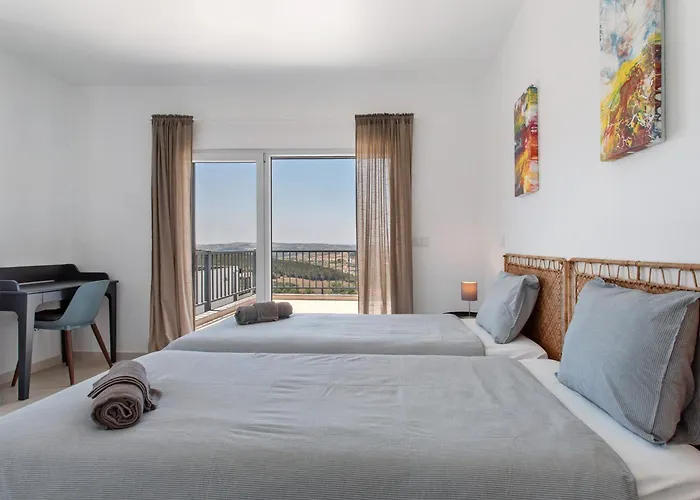 Peace House * Lourinhã